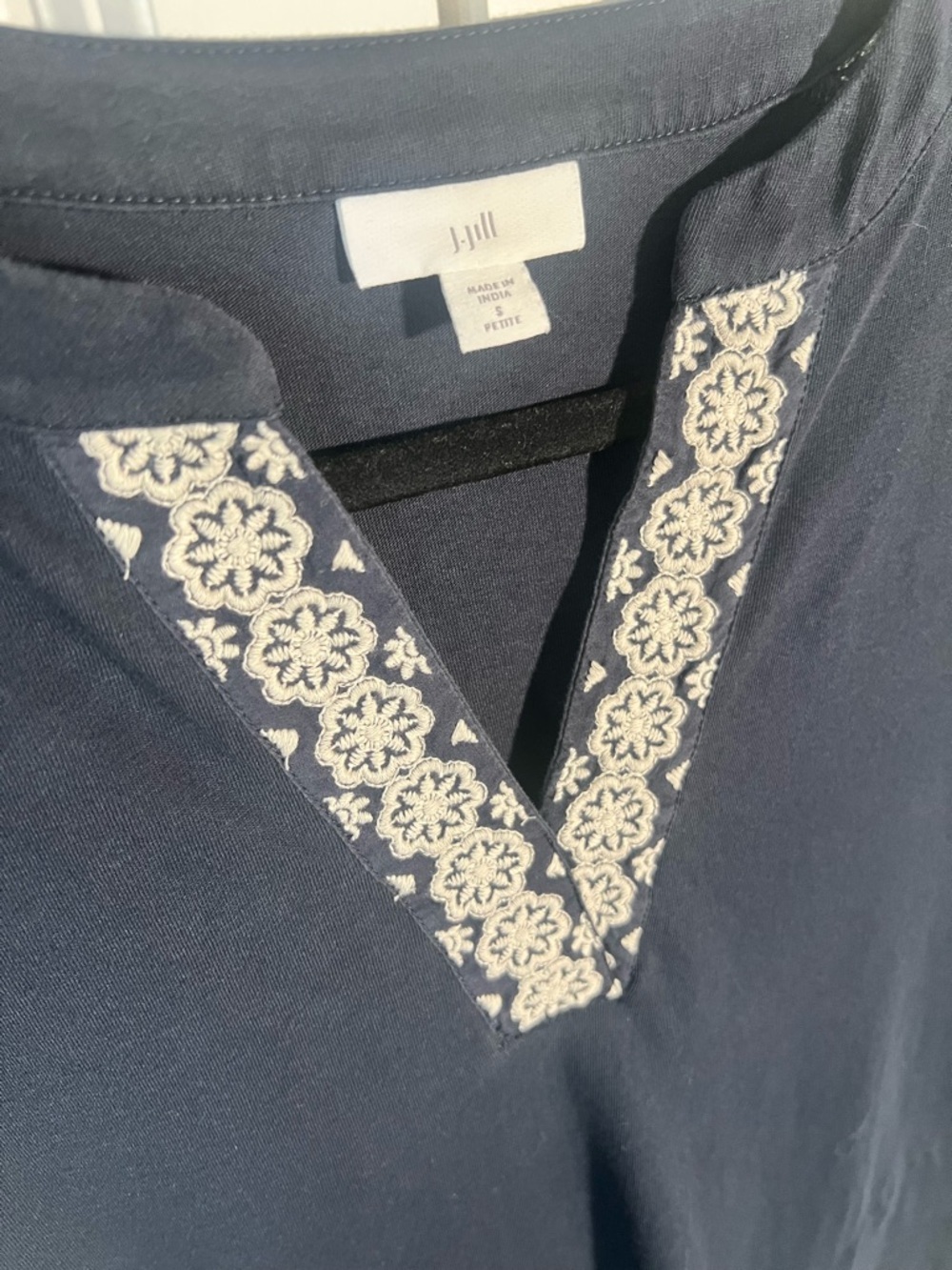 J. Jill Navy Tunic  dress with ivory Floral Embroidery - Picture 3 of 7